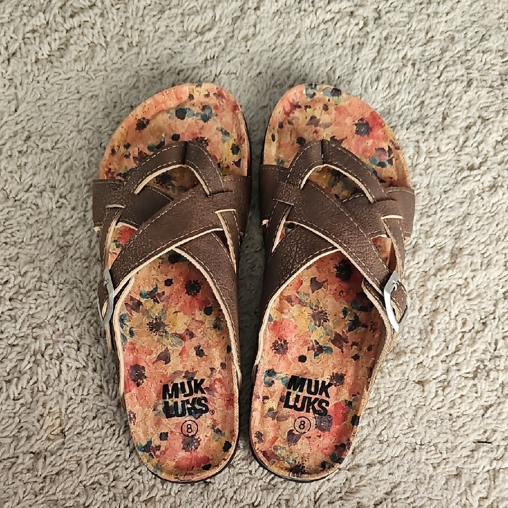 Muk Luks Brown Sandals with Floral Pattern